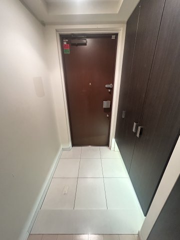 玄関　収納もある玄関です