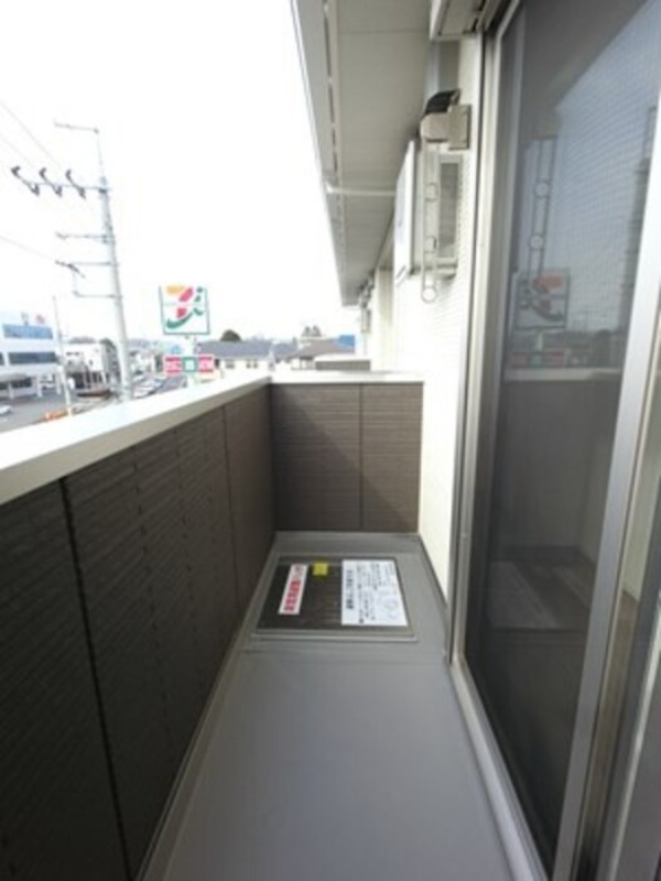 バルコニー　図面と現状に相違がある場合には現状を優先