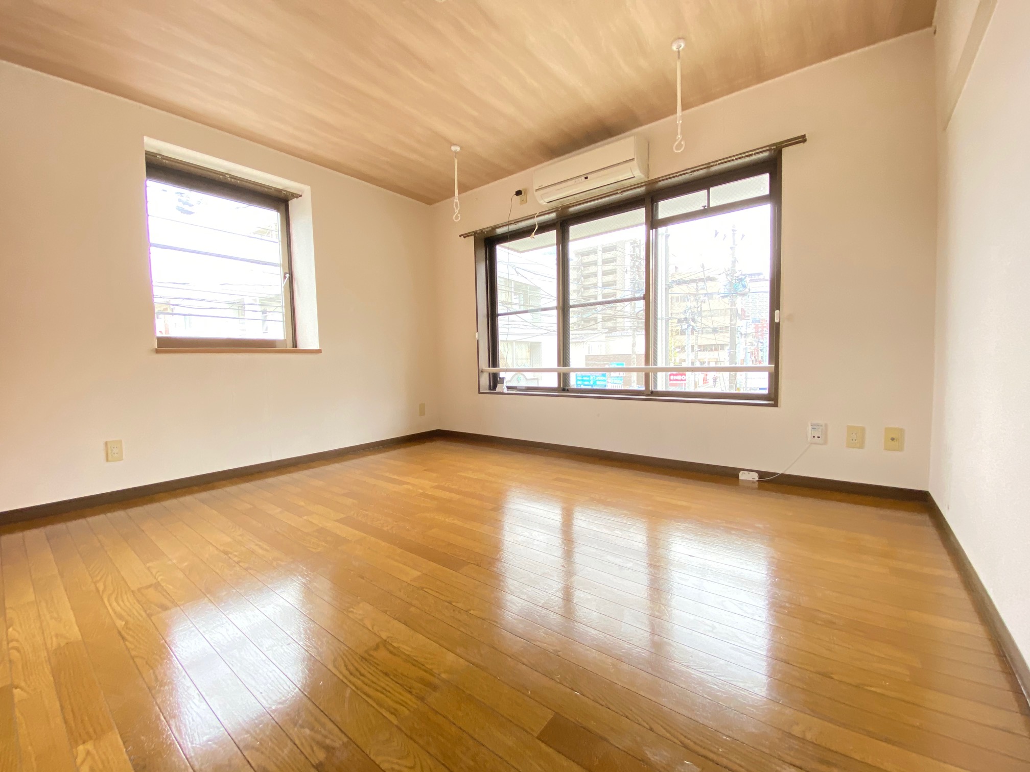 その他部屋・スペース　エアコン１基付き
