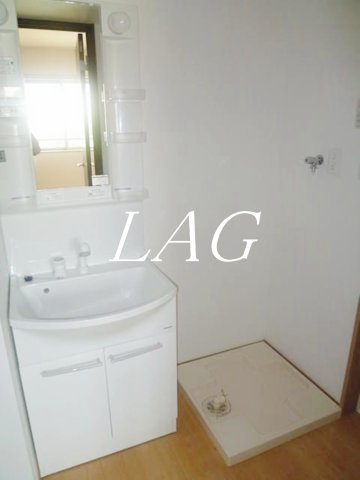 洗面設備　独立洗面台です。