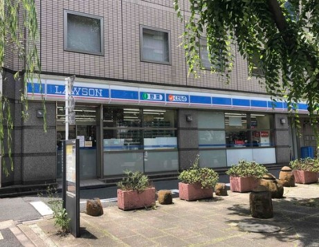 コンビニ　ローソン 新橋五丁目店（コンビニ）まで204m