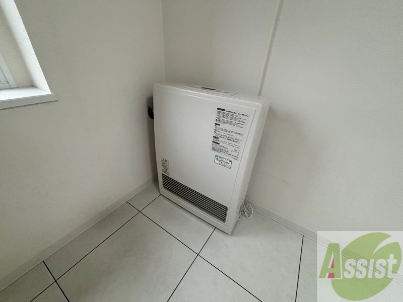 その他　暖房です。冬場の寒い日でも安心ですね～