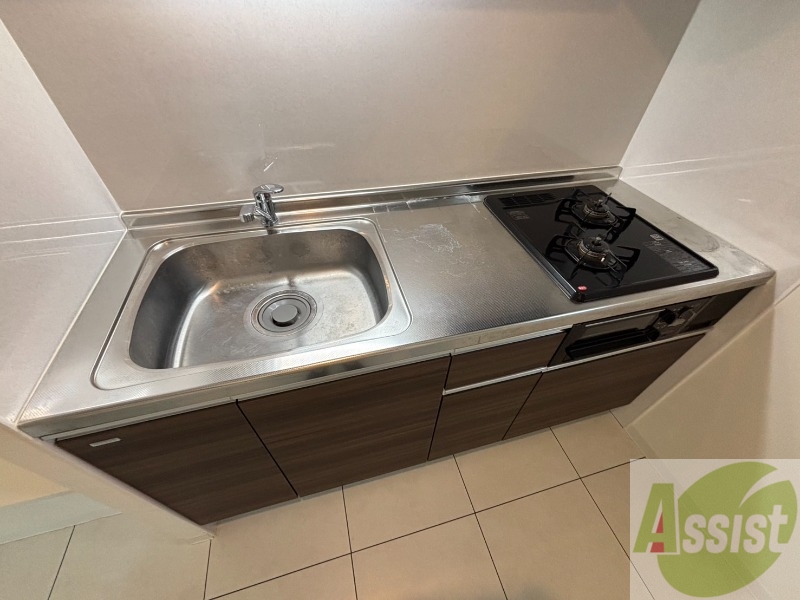 キッチン　こちらはキッチン。調理スペースもあり使いやすそうです。