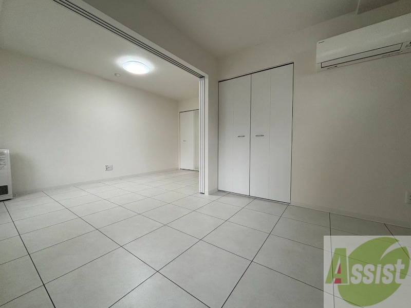 その他部屋・スペース　洋室の家具の配置を考えてみるのも楽しいですよ。