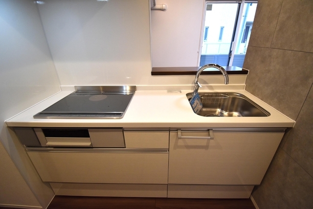 キッチン　対面式システムキッチン