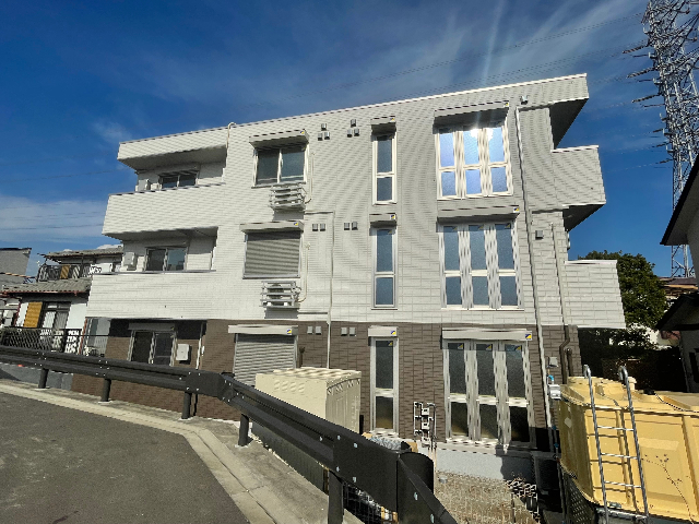 建物外観　建設中