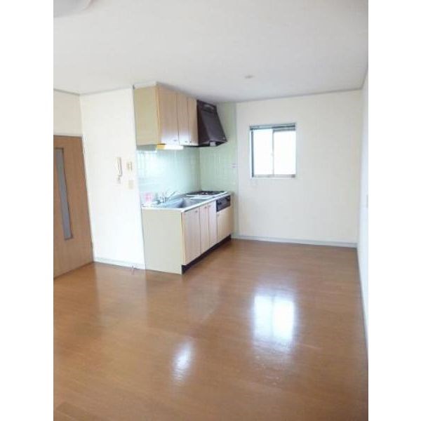 居室・リビング　別号室参考写真