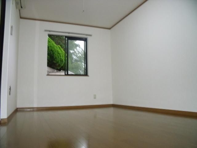 居室・リビング　２面採光