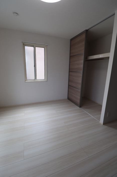 居室・リビング　スタンダードな洋室です