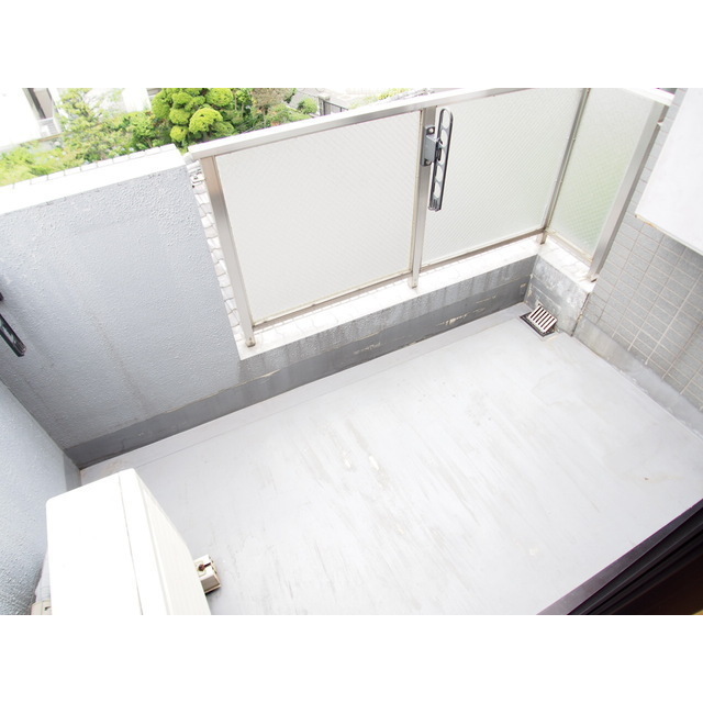 バルコニー　イメージ