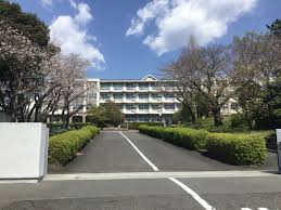 中学校　富士市立吉原第三中学校（中学校）まで1976m