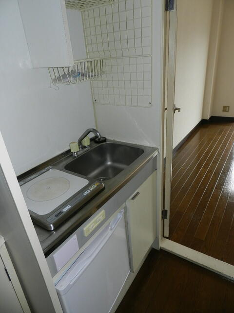 キッチン　※写真は別部屋です。