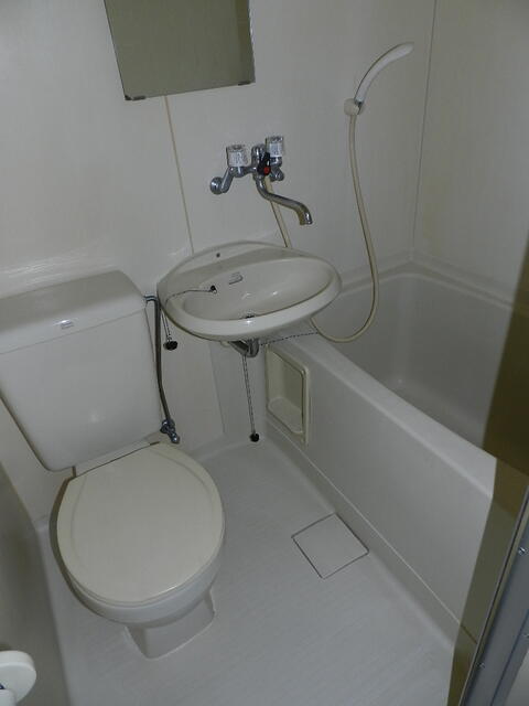 バス・シャワールーム　※写真は別部屋です。