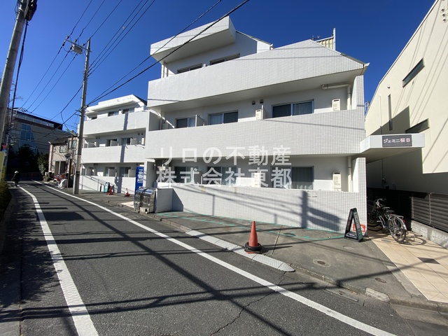 建物外観　丈夫で安心の鉄筋コンクリート造マンションです☆