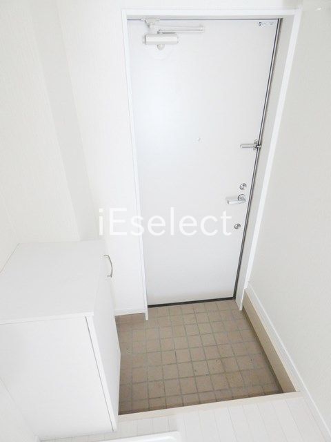 玄関　ダブルロックキーで防犯面も安心