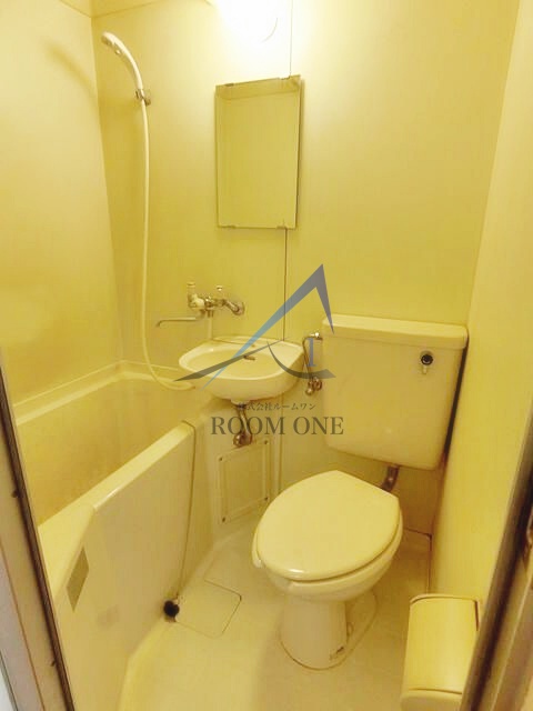 バス・シャワールーム　お風呂です。