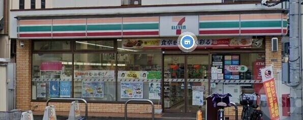コンビニ　セブンイレブン吹田片山1丁目店（コンビニ）まで493m