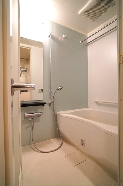 バス・シャワールーム　バス※別部屋参考写真