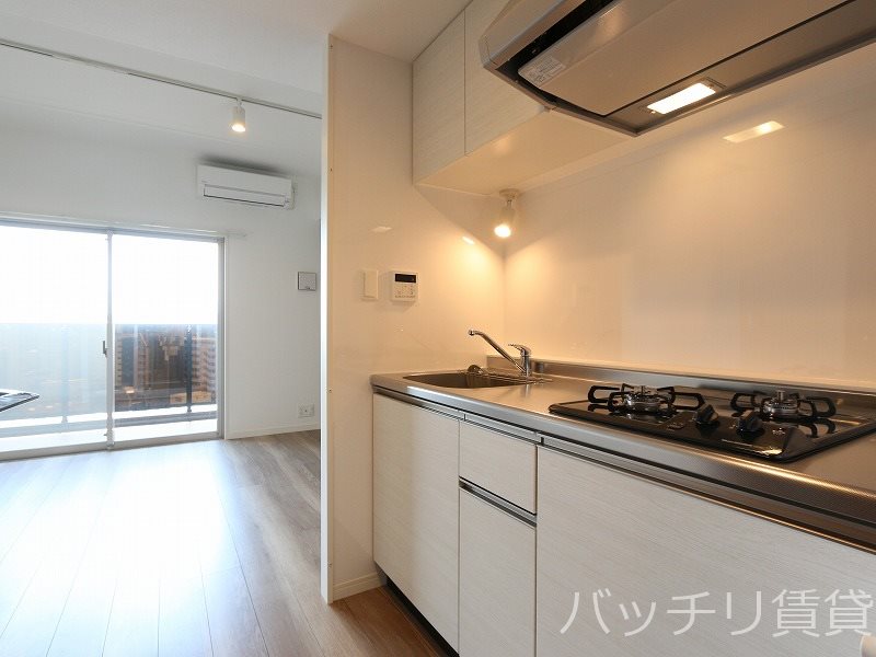 キッチン　＊画像は別部屋の為、現状を優先いたします