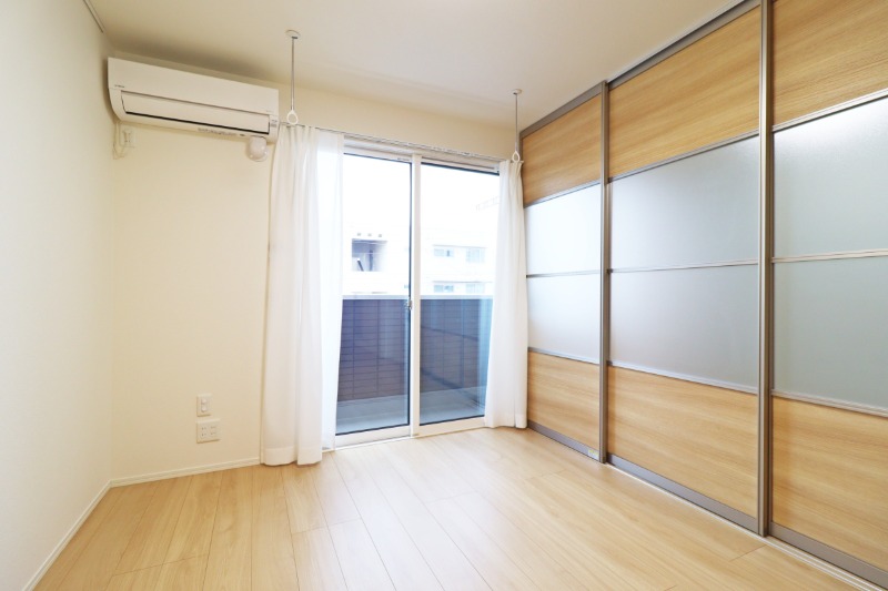 居室・リビング　図面と現状に相違がある場合には現状を優先