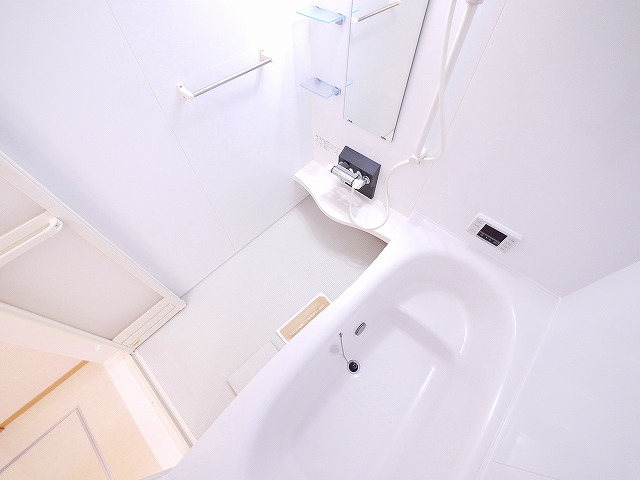 バス・シャワールーム　お風呂です