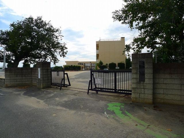 小学校　伊勢崎市立あずま小学校（小学校）まで600m