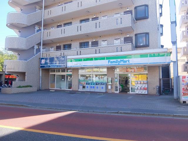 コンビニ　ファミリーマート 小金井東町一丁目店（コンビニ）まで1076m