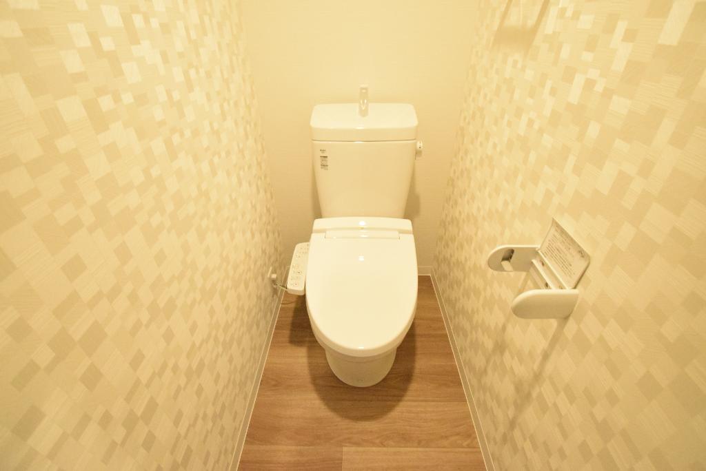トイレ　シャワー付トイレ