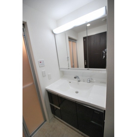 洗面設備　※同タイプのお部屋