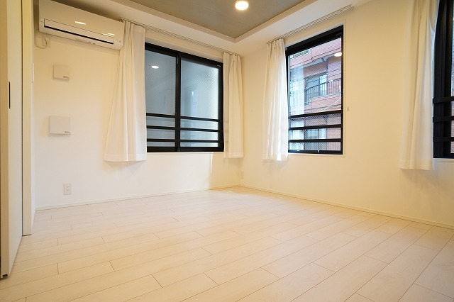 居室・リビング　居室