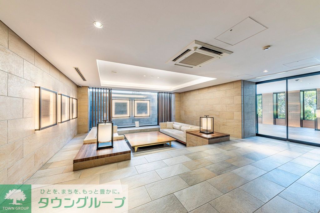 エントランス　エントランス