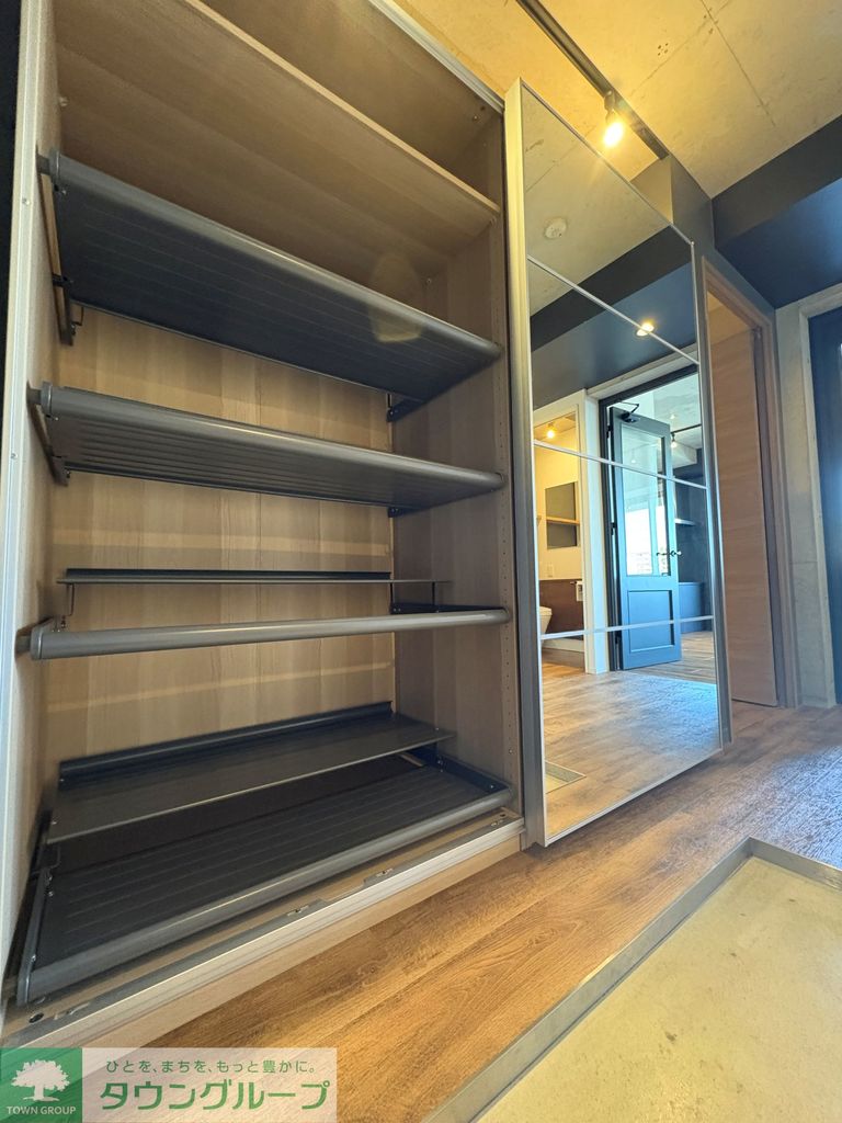 玄関　エントランス