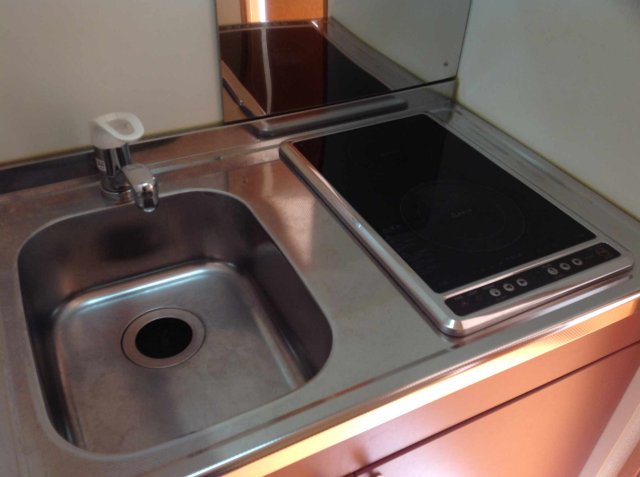 キッチン　ラジエントヒーター