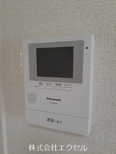 セキュリティ　モニター付きインターホンです。