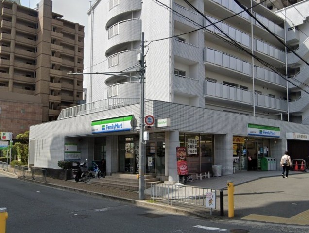 コンビニ　ファミリーマート　山田西四丁目（コンビニ）まで576m