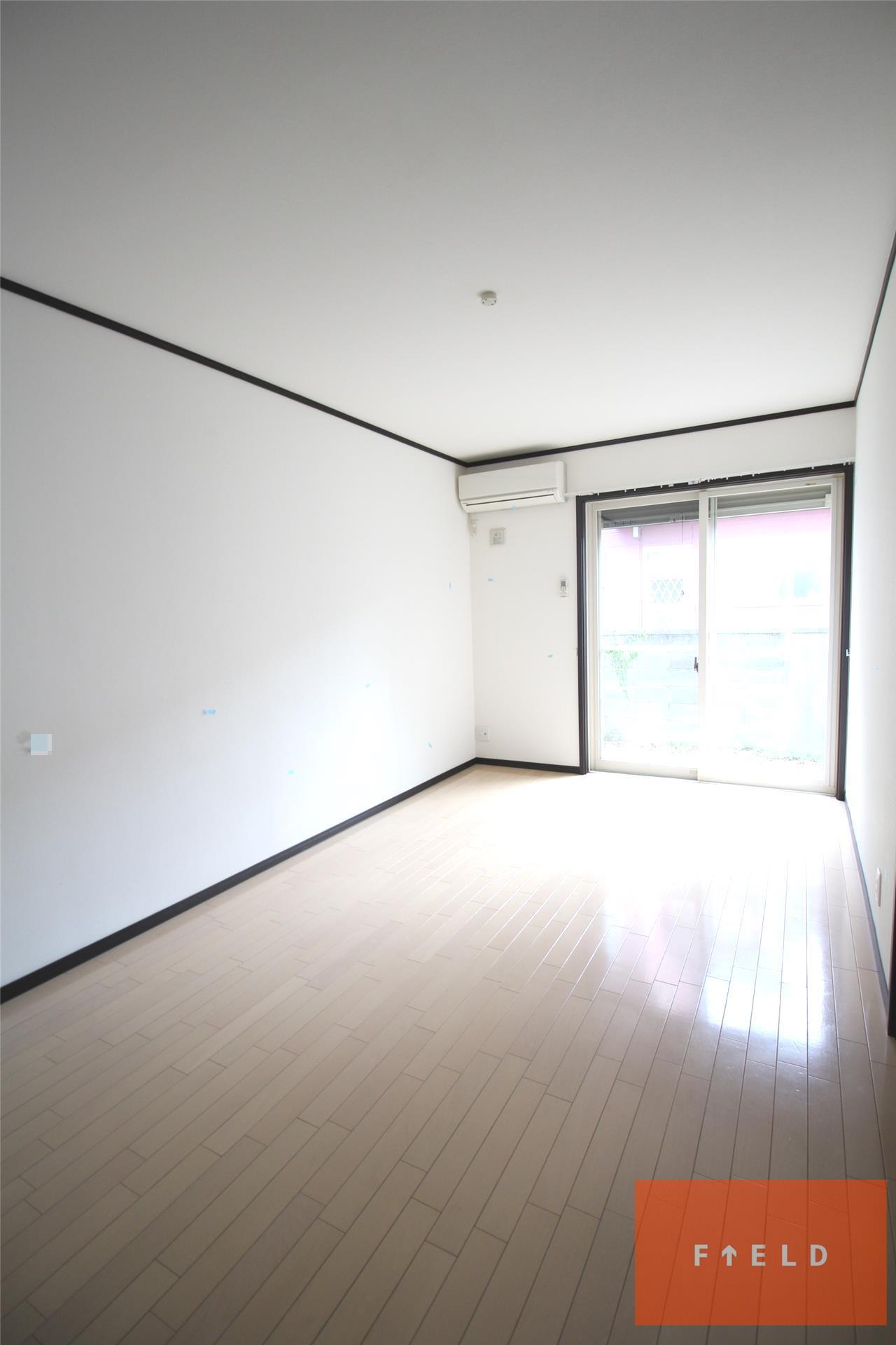 居室・リビング　他の部屋の写真になります。現状優先。
