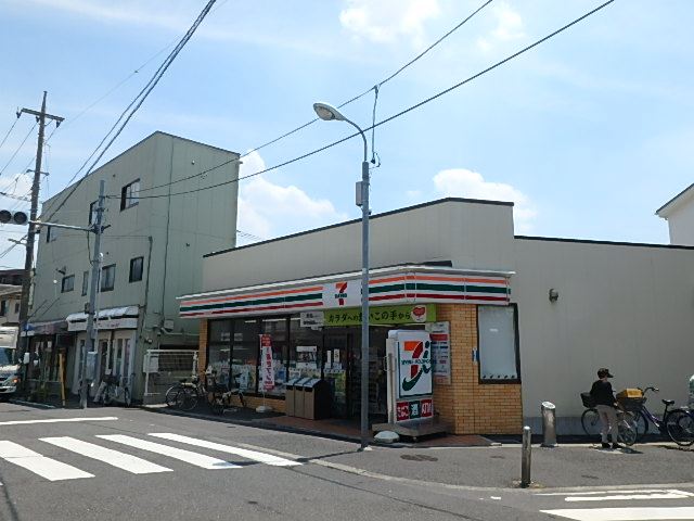 コンビニ　セブンイレブン（コンビニ）まで40m