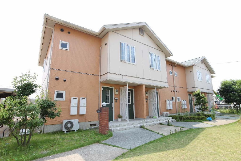 建物外観　他の不動産屋さんのネット掲載物件も全てご紹介可能です。