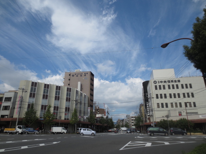 銀行　河原町今出川交差点（銀行）まで130m