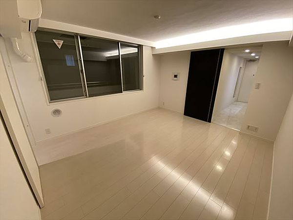 居室・リビング　使いやすい居間です