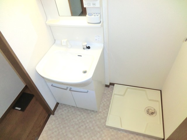 洗面設備　☆シャワー水栓型洗面台＆室内洗濯機置場あり。☆※イメージ別号