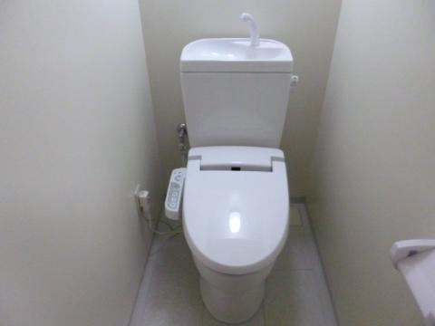 トイレ　シャワー付トイレ