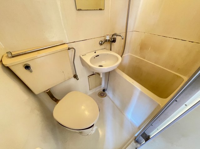 バス・シャワールーム　※別部屋参考写真※