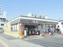 コンビニ　セブンイレブン豊中服部南町4丁目店（コンビニ）まで598m