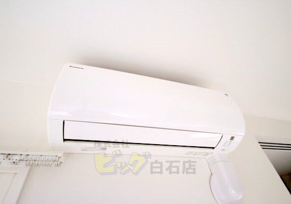 その他設備　夏も快適なエアコン付きです♪