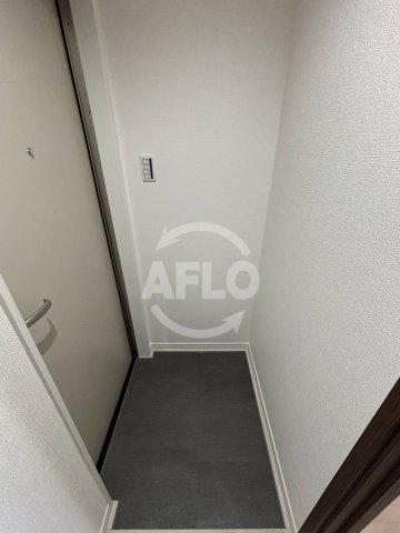 玄関　H-maison大正IV　玄関