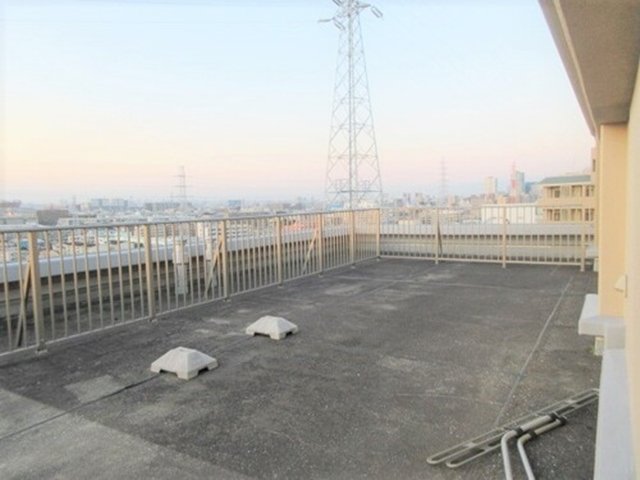 バルコニー　便利で嬉しいバルコニー付きです♪