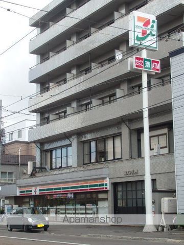 コンビニ　セブンイレブン（コンビニ）まで188m