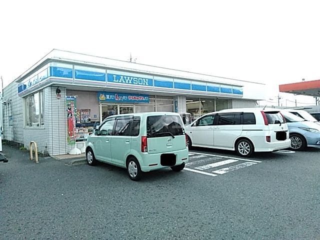 コンビニ　ローソン 成田公津の杜店（コンビニ）まで1017m