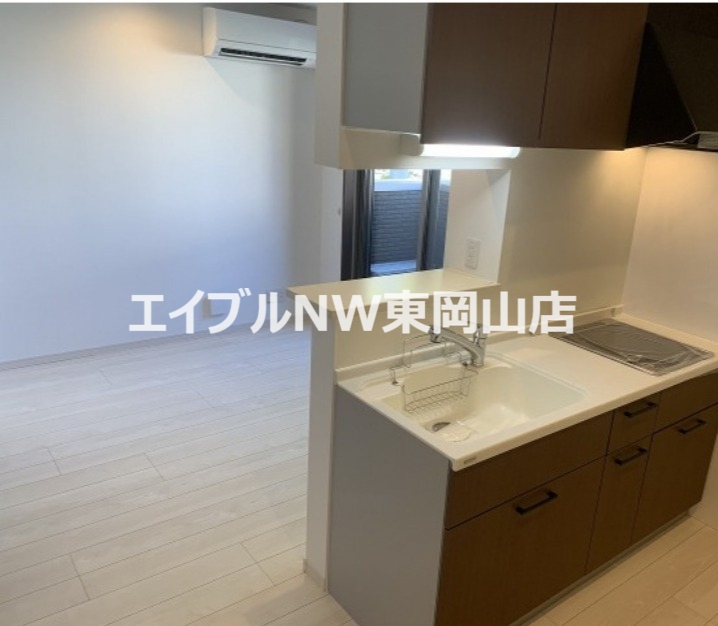 REGALEST 門田屋敷IIの居間写真